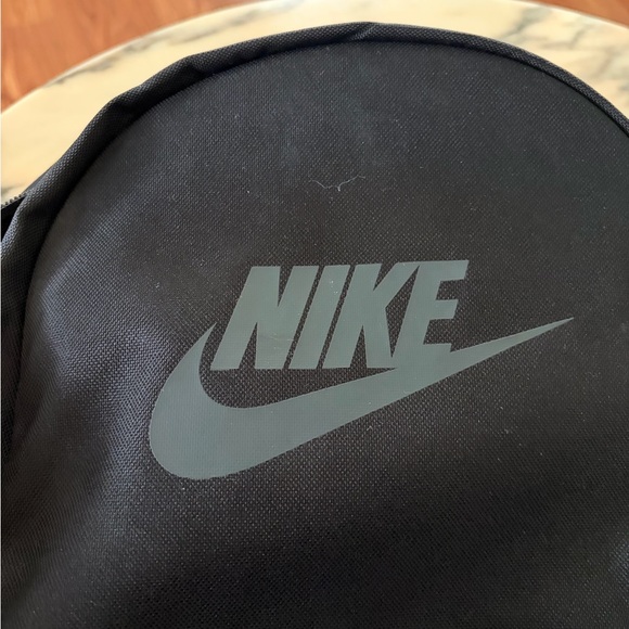Like NEW Nike Heritage Black Backpack main image 4